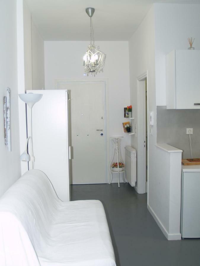 Newly Renovated Apt In Kolonaki Athens Ngoại thất bức ảnh